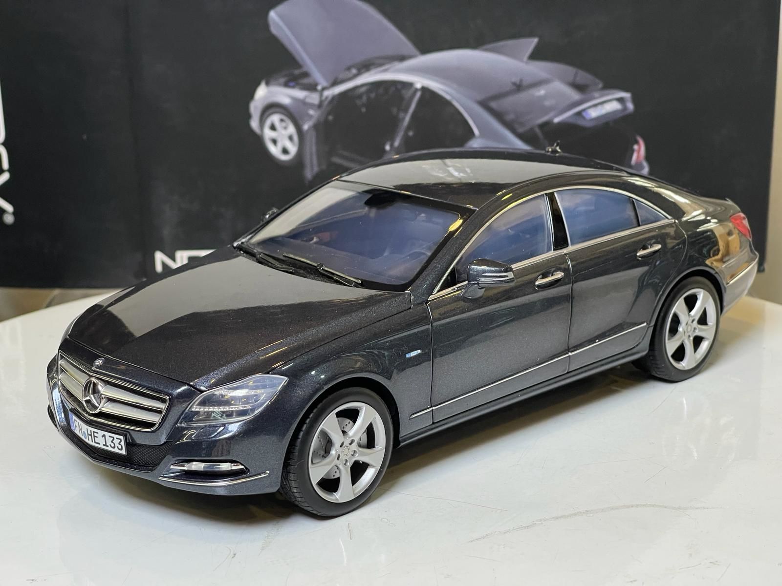 NOREV - MERCEDES BENZ - CLS-CLASS 350CGi 2010