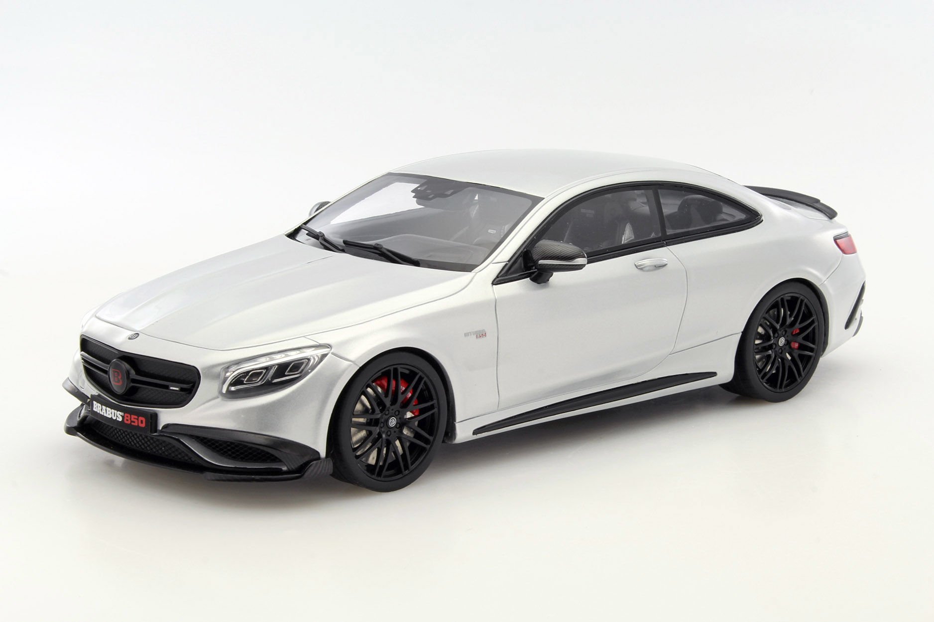 GT-SPIRIT - MERCEDES BENZ - S-CLASS S63 850 BRABUS 6.0 BITURBO COUPE (850 CV) 2015