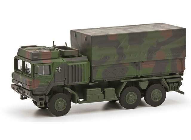 1/87 UTF 5t 6x6, green camouflage