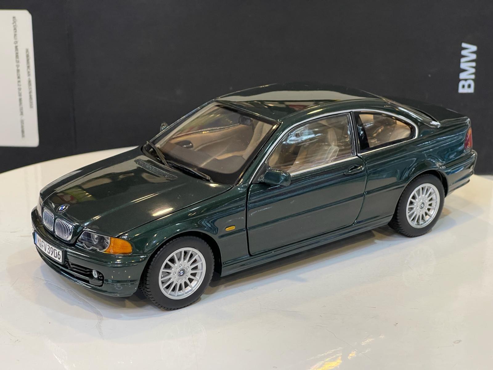 KYOSHO - BMW - 3-SERIES 328i COUPE 1998