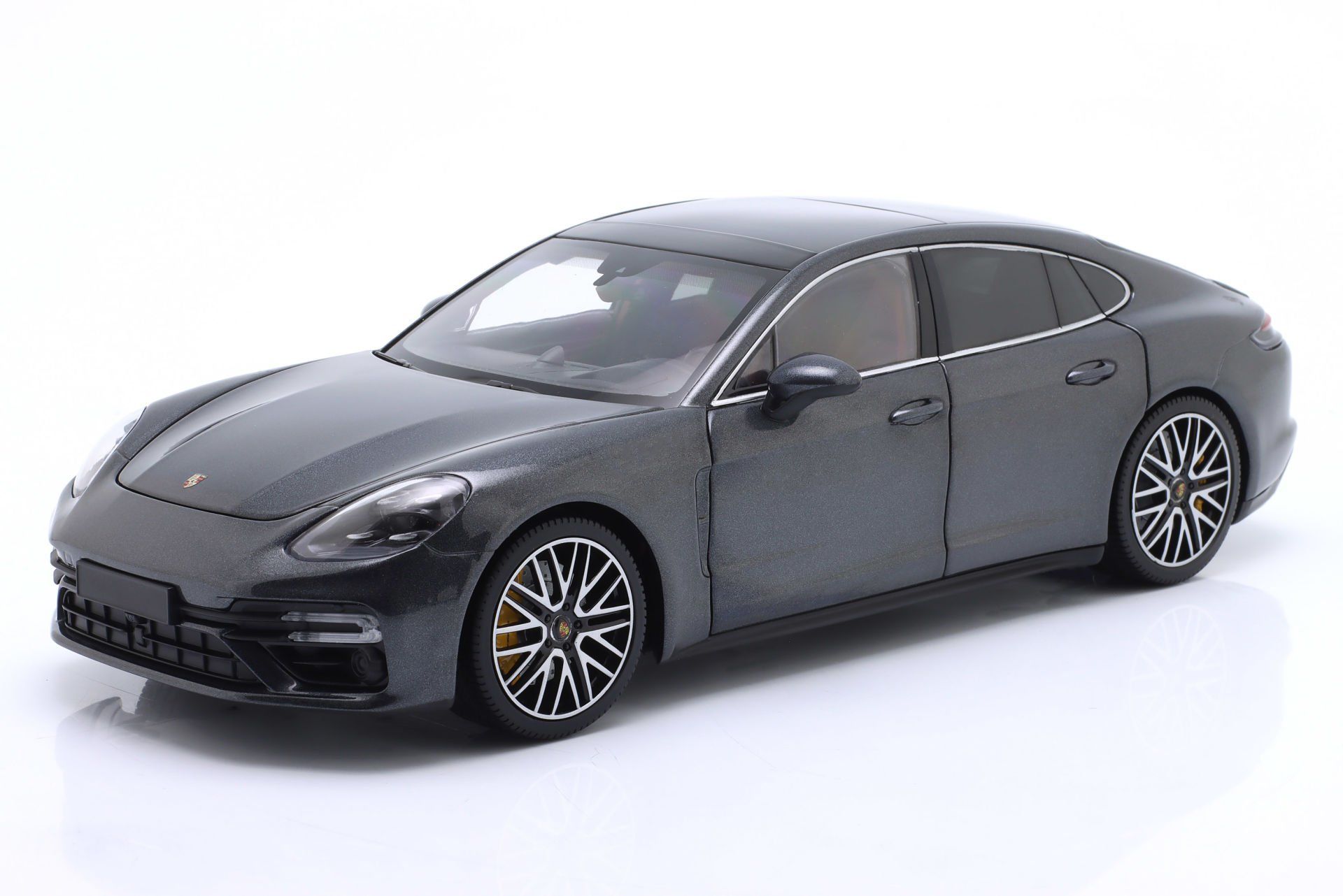 MINICHAMPS - PORSCHE - PANAMERA TURBO S 2020