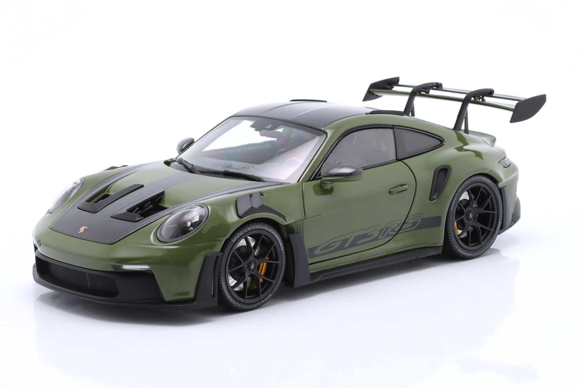 MINICHAMPS - PORSCHE - 911 992 GT3 RS COUPE 2024 - BLACK WHEELS