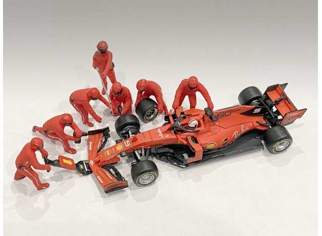 1/43 f1 pit crew figures set #1, team red 7 figures.