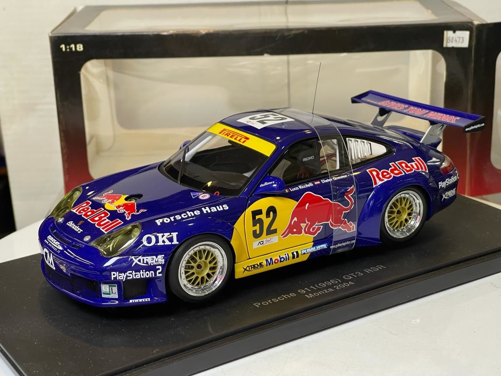 AUTOART - PORSCHE - 911 996 GT3 RSR RED BULL N 52 MONZA 2004 L.RICCITELLI - D.QUESTER
