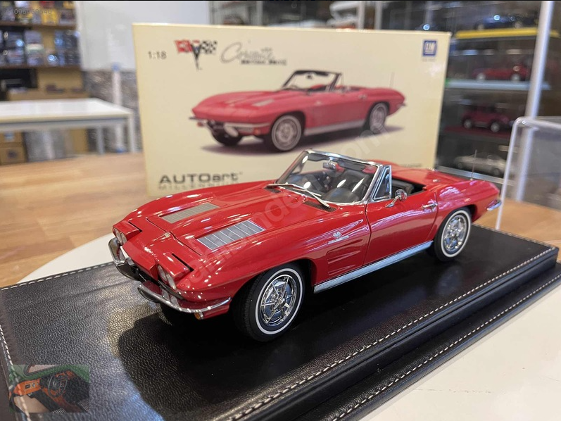 AUTOART - CHEVROLET - CORVETTE CONVERTIBLE 1963