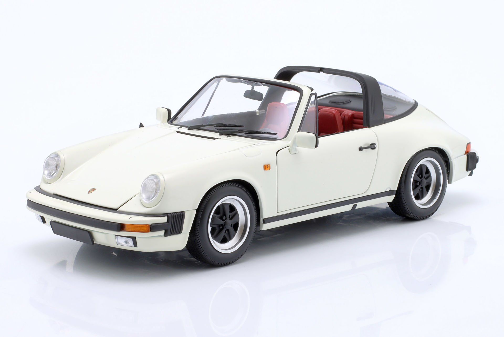 MINICHAMPS - PORSCHE - 911 3.2 CARRERA TARGA SPIDER 1983