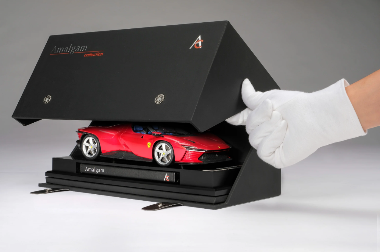 AMALGAM MODELS - FERRARI DAYTONA SP3