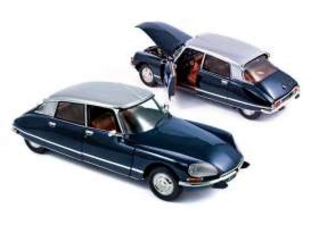 1972 Citroen DS23 Pallas, blue with grey roof