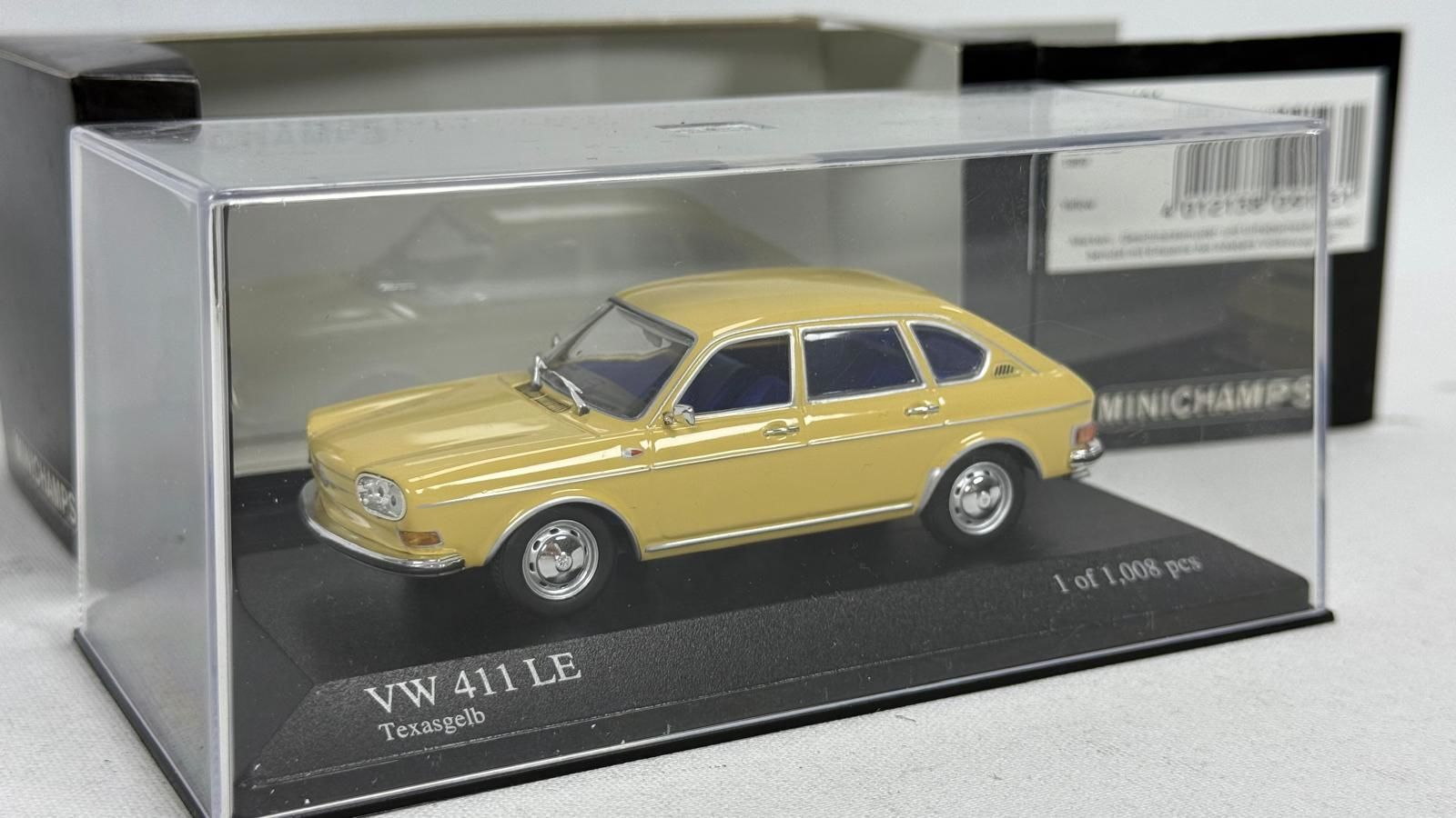 MINICHAMPS - VW 411 LE 1969 YELLOW