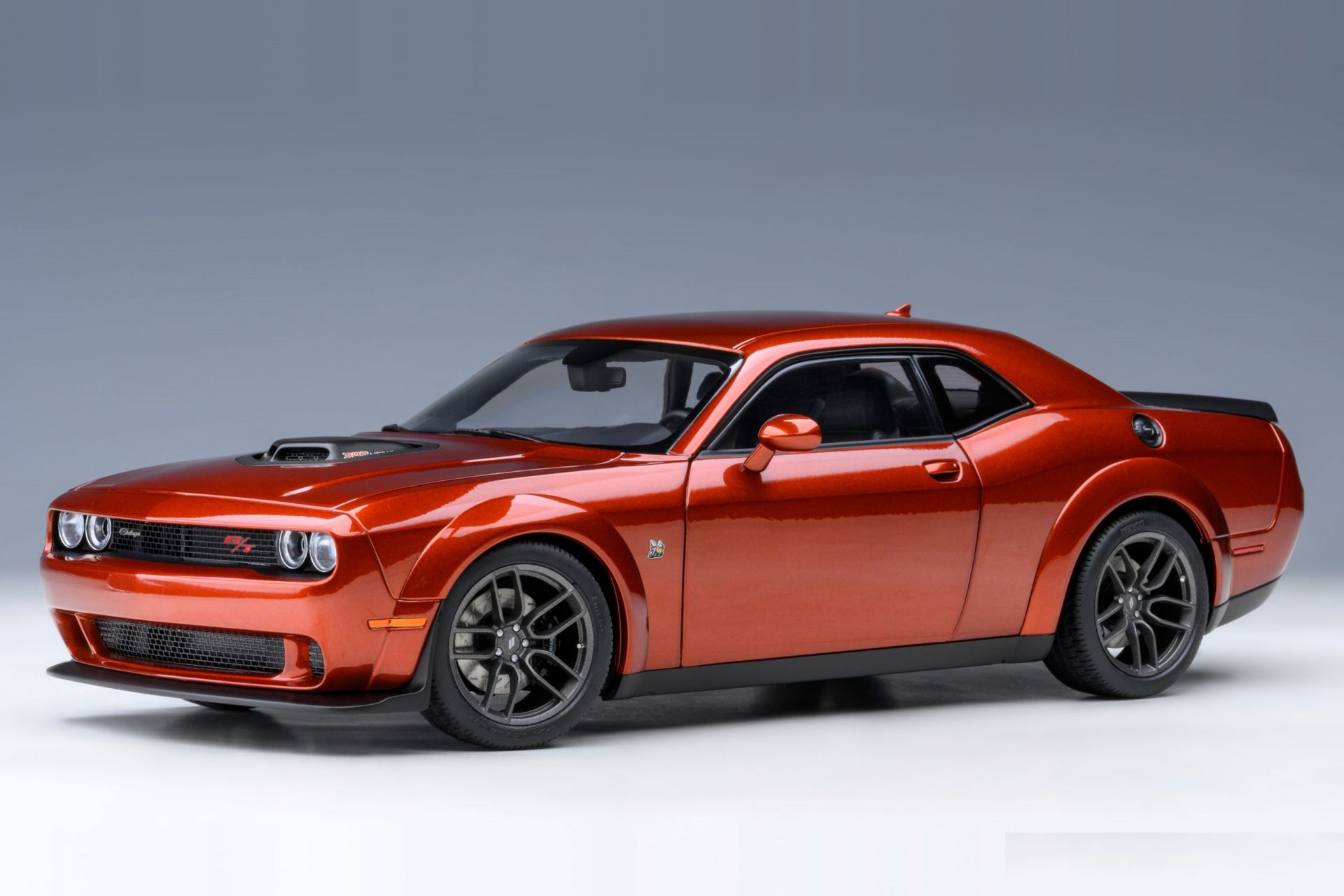 AUTOART - DODGE - CHALLENGER R/T SCAT PACK WIDEBODY 2022