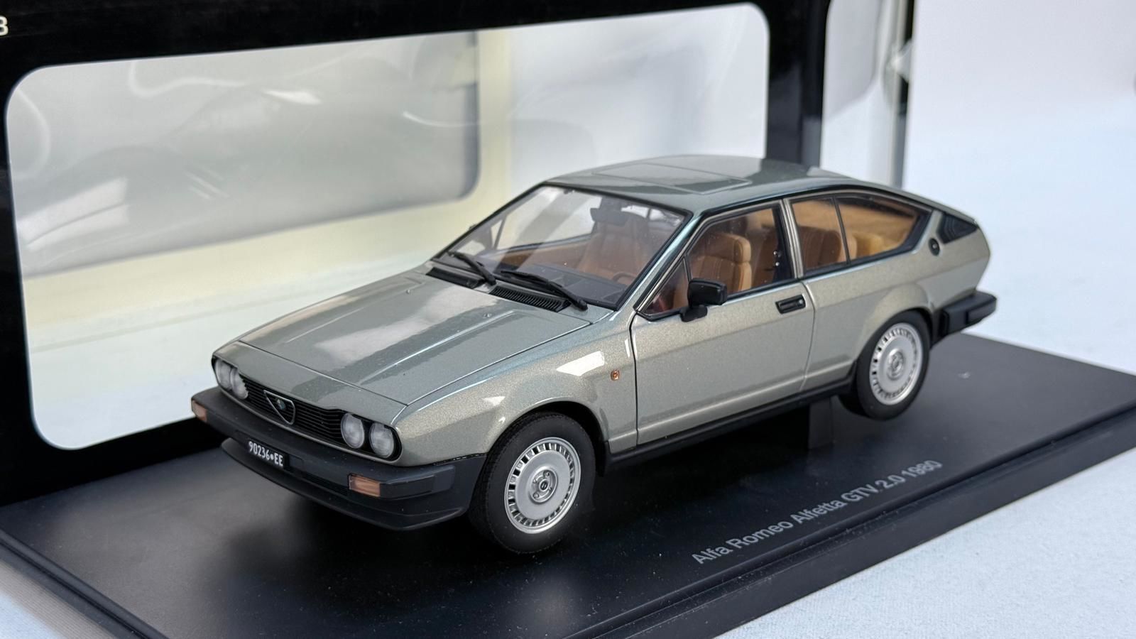 AUTOART - ALFA ROMEO - ALFETTA GTV 2.0 1980
