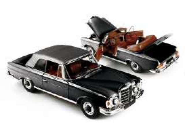 1969 Mercedes Benz 280SE Cabrio, jet black