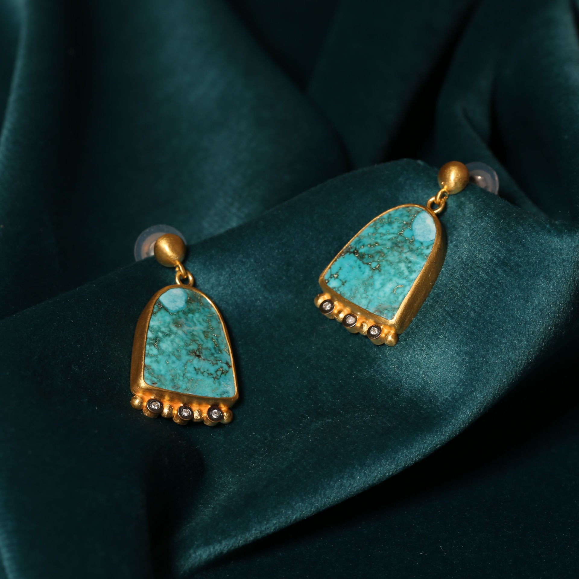 ﻿Turquoise Earrings