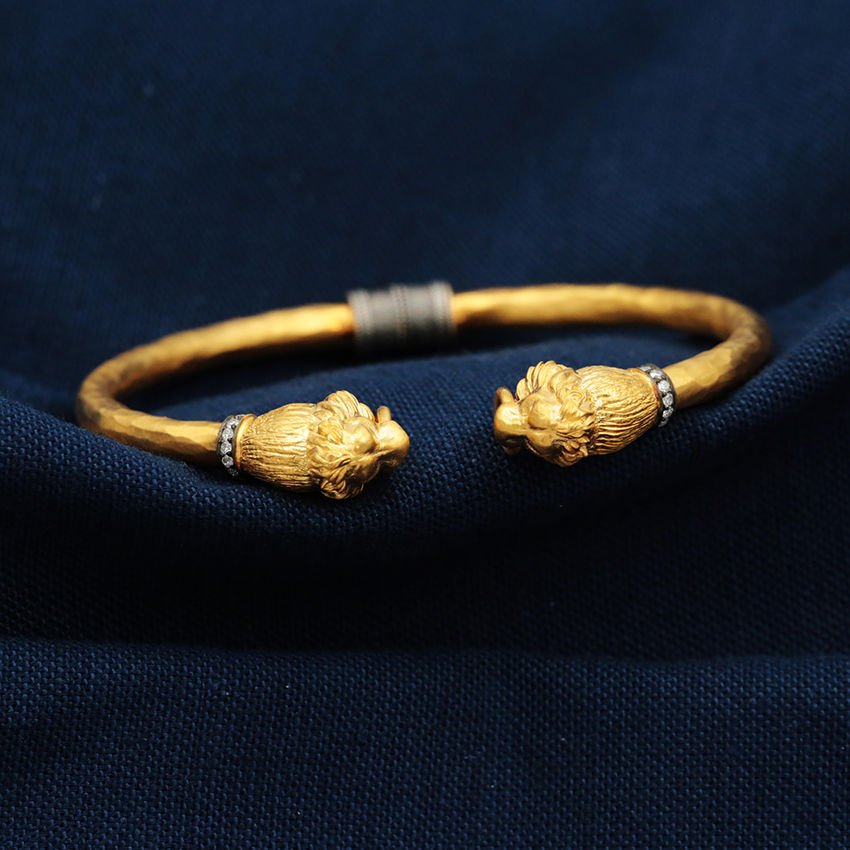 Lion Figured Bracelet
