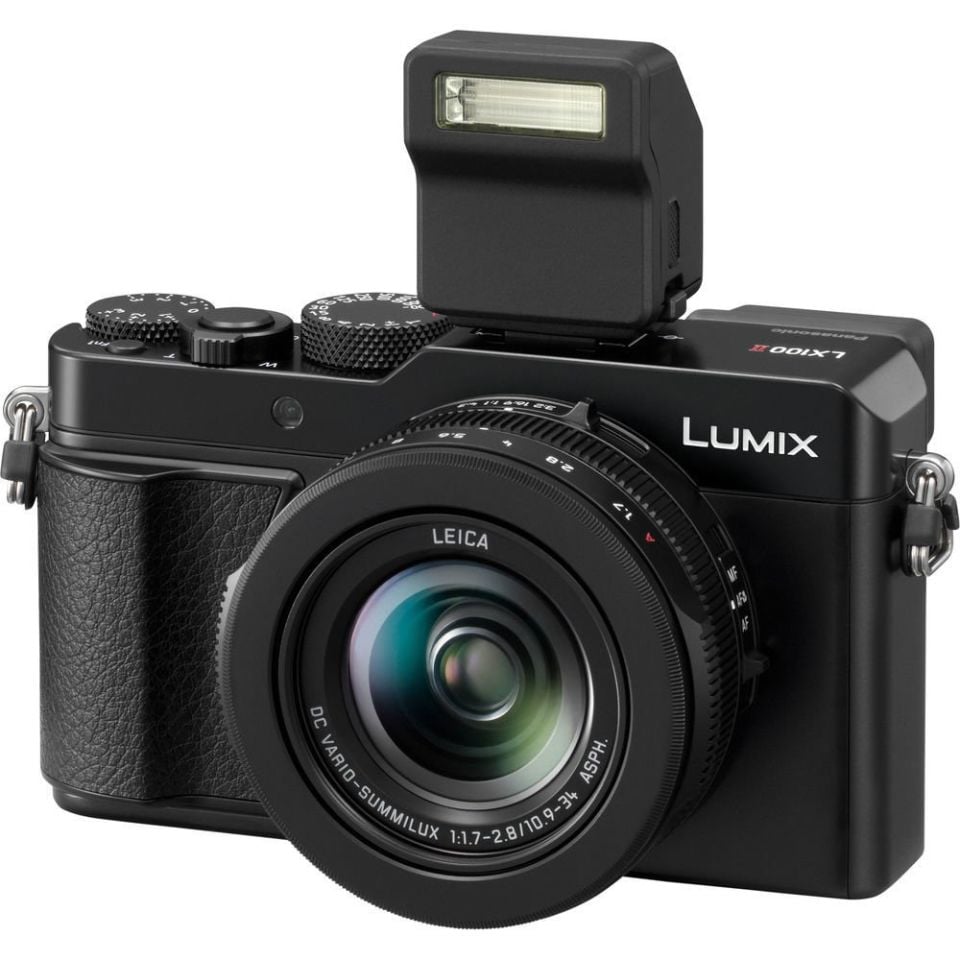 Panasonic Lumix DC-LX100 Mark II Dijital Fotoğraf Makinesi (Siyah)