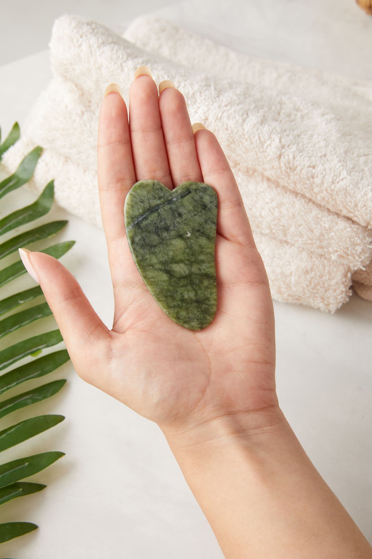 Yeşim Gua Sha Yüz Masaj Taşı