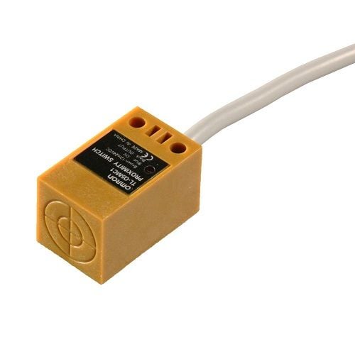 Omron TL-Q5MC1-Z İndüktif Proximity Sensör