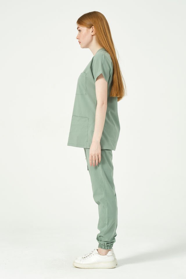 Çağla Yeşili Likralı Scrubs Kargo Cep Jogger Paça Doktor Hemşire Forması Yarasa Kol Takım Unisex
