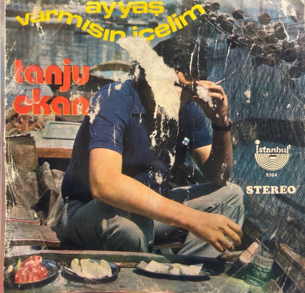 Tanju Okan – Ayyaş / Varmısın İçelim 1975 BASKI 45LİK