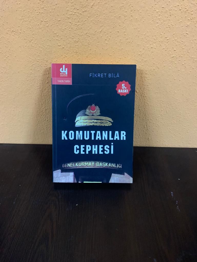 Komutanlar Cephesi