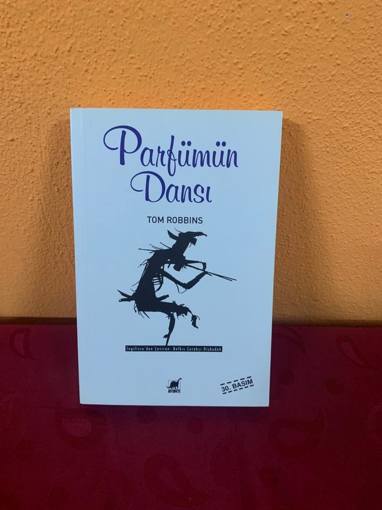 Parfümün Dansı