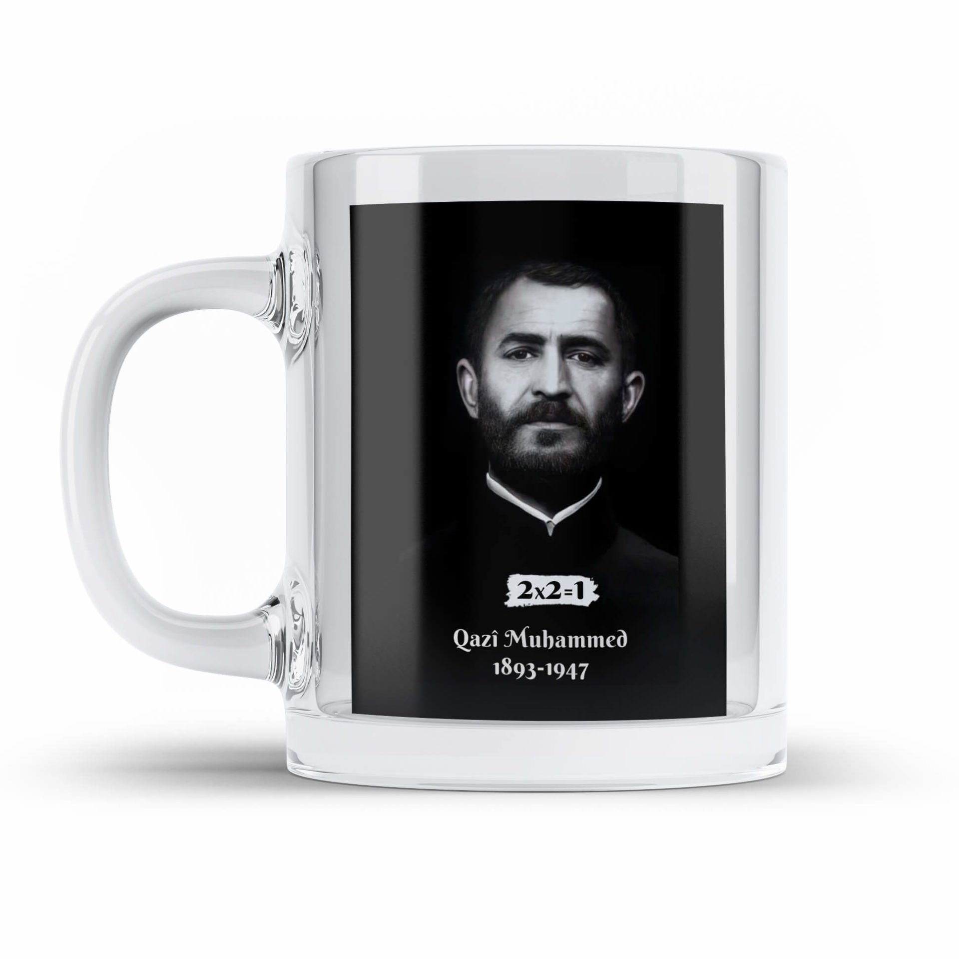 Qazi Muhammed Siyah Beyaz Resimli şeffaf Camlı Kupa Bardak - Qazi Muhammed Cam Bardağı