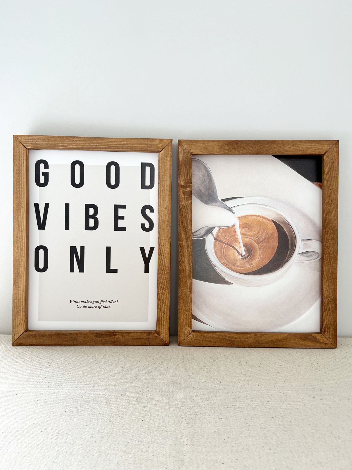 Kahve Köşesi Retro Coffee Fincan Good Vibes Only Posterli Ahşap Çerçeveli Tablo Seti 23*30 cm