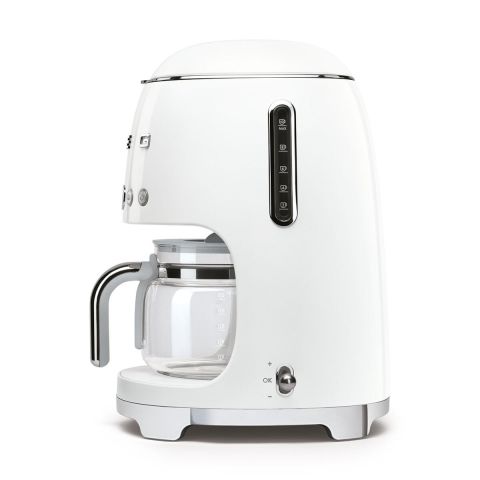 Smeg Beyaz Filtre Kahve Makinası