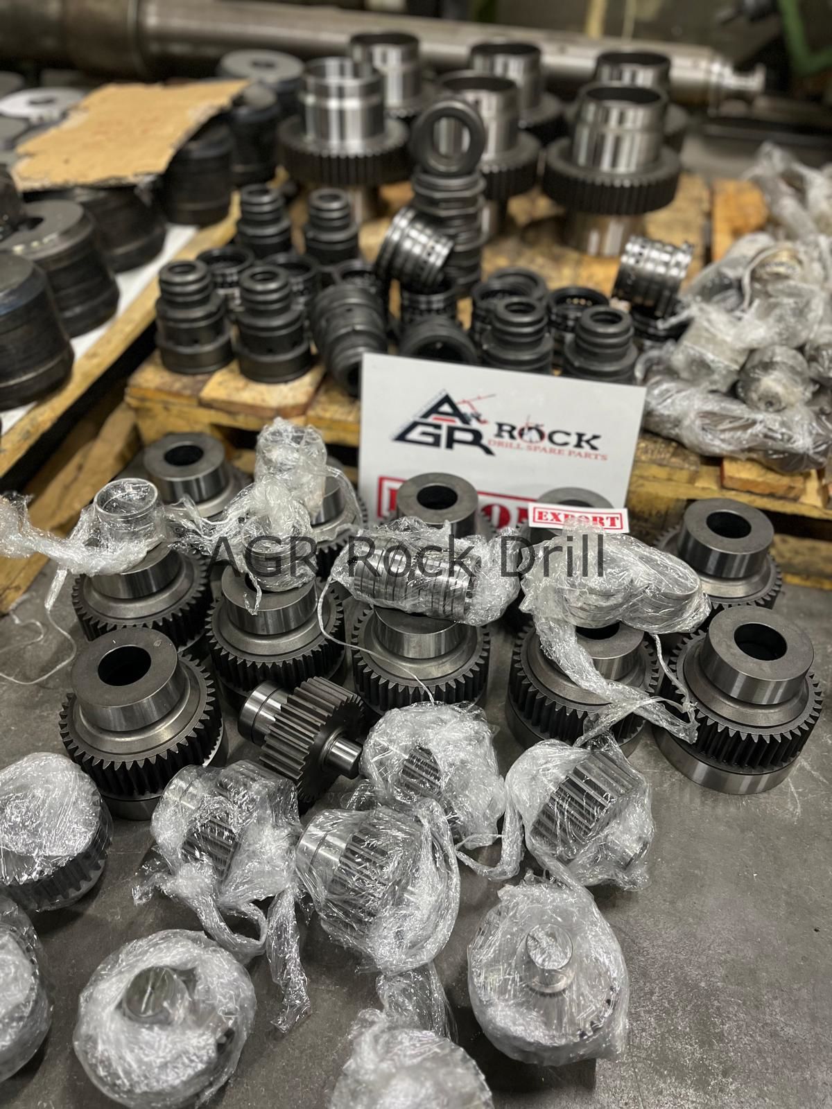 551 552 22 DISTRUBUTOR