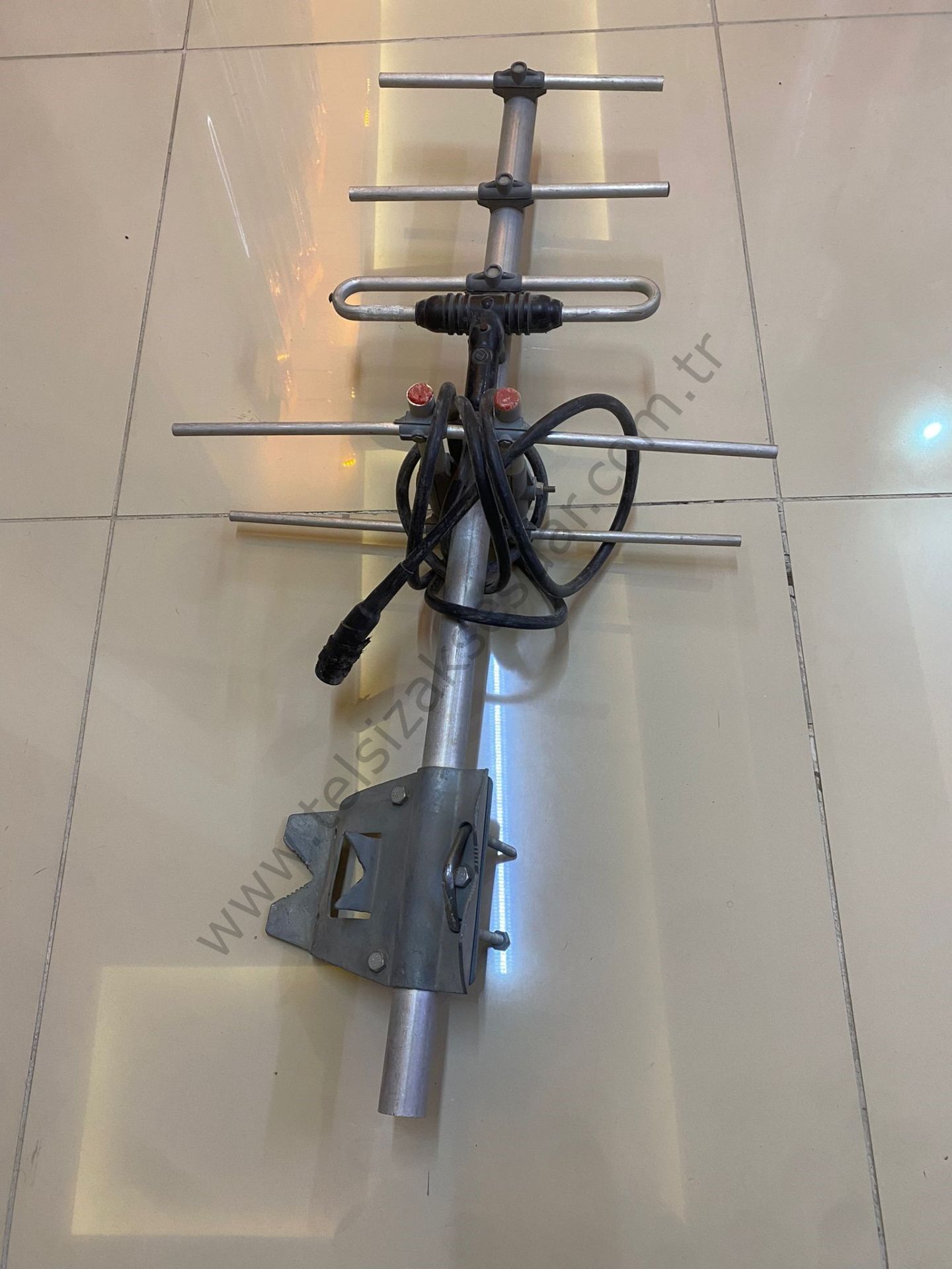 YAGİ ANTEN UHF-Bit Pazarı