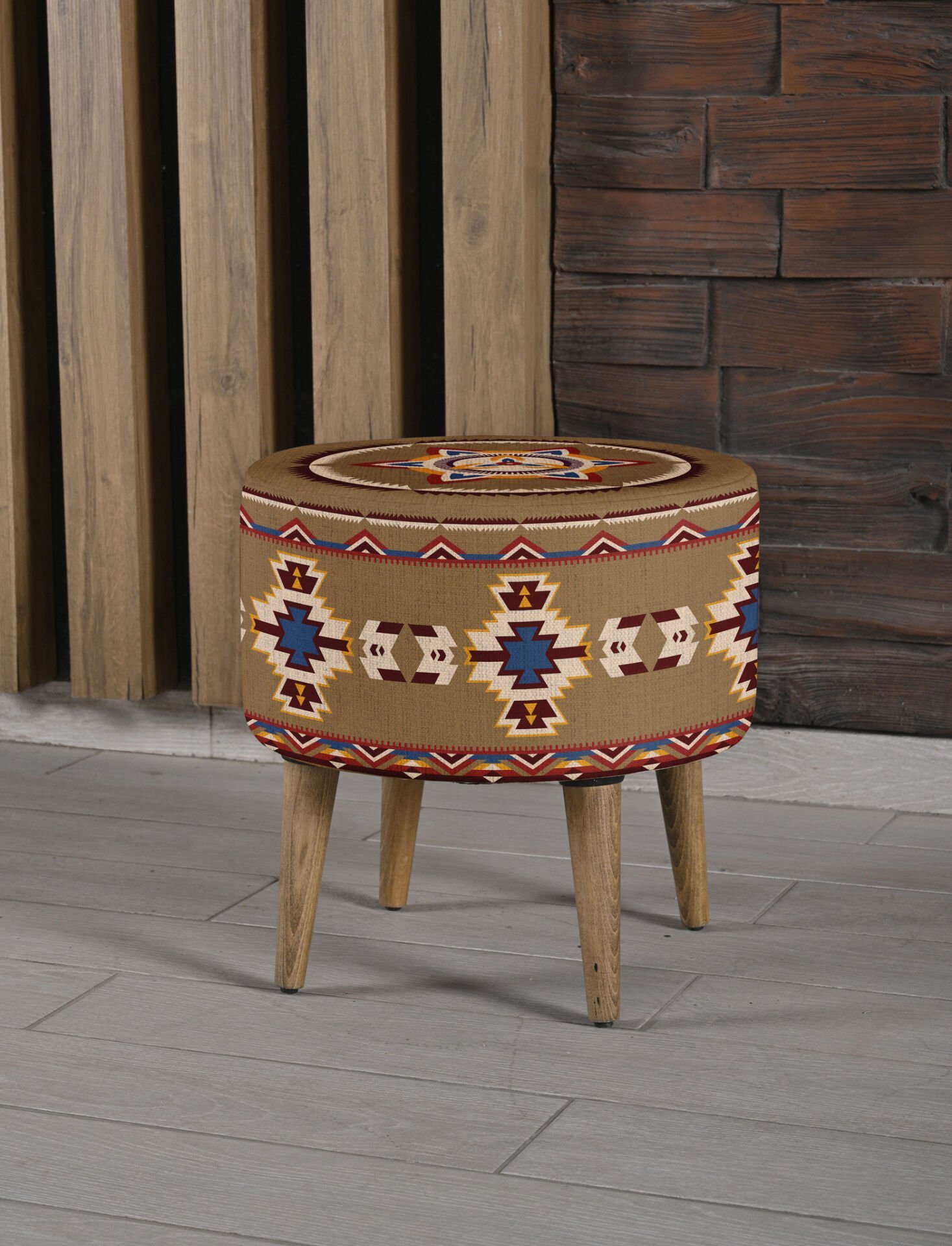 Kilim Desenli Cappucino Ayaklı Puf +2 Kırlent kılıfı KP10-12
