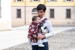 Huggy Nest Baby Carrier - Dock Valentine