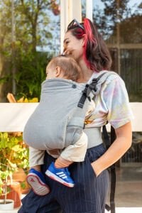 Huggy Plus Toddler Size Carrier - Silver