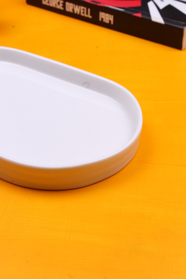 Pure Oval Porselen Servis ve Sunum Tabağı Kahve Yanı Kahvaltı Tabağı Çerezlik 20 cm 1 Adet