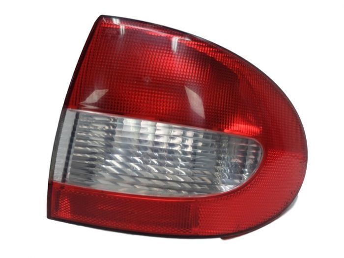 Megane 1-I Sağ Dış Stop Lambası (1999-2002) 7700428059 -Pleksan