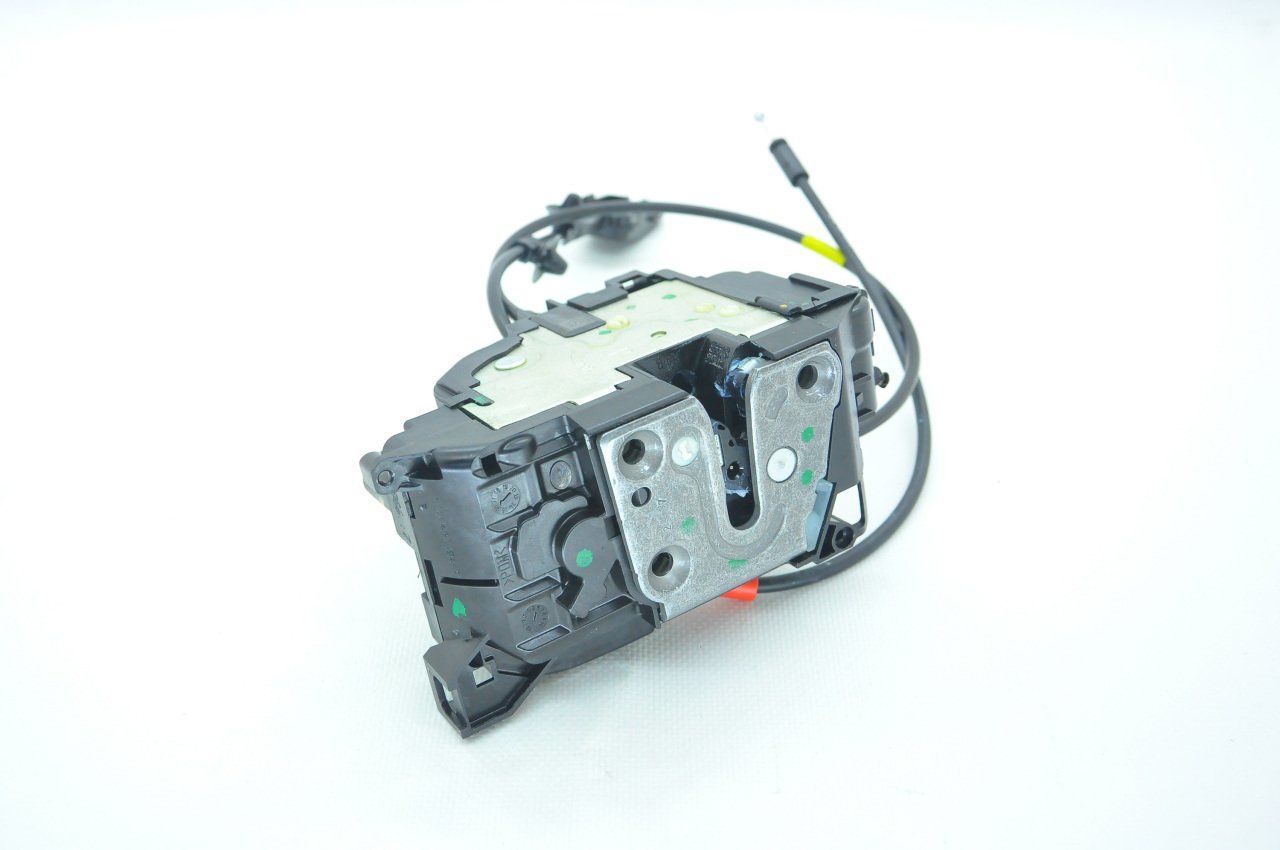 KANGO 3 ÖN KAPI KİLİDİ SAĞ 8200497604 -Renault Mais