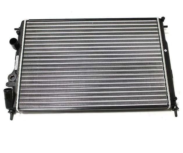 Logan 1-I Motor Su Radyatörü 1.6 16V K4M-1.5 Dci K9K Klimalı Tip (2008-2012) 8200189288 -Mga