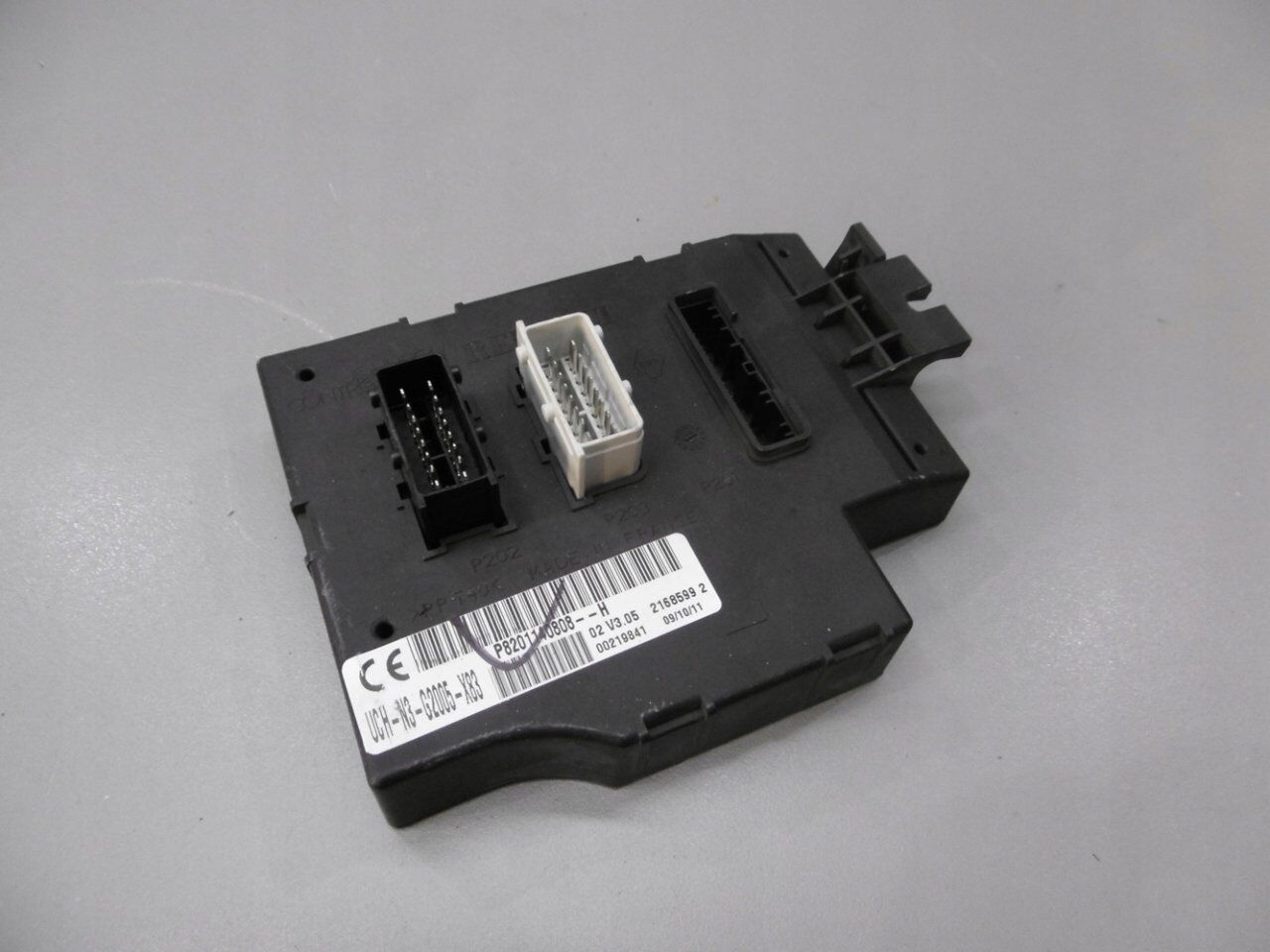 Trafic 2-II UCH Beyni (2002-2012) 8201140808 -Renault Mais