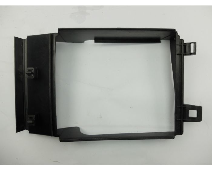 Symbol Joy Clio 4-IV Sandero 2-II Sağ Radyatör Suportu İntercool Davlumbazı 215581554R -Renault Mais