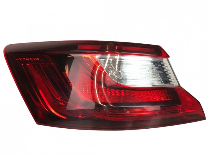 Megane 4-IV Sedan Sol Stop Lambası Dış (2016-2024) 265558986R-Mars