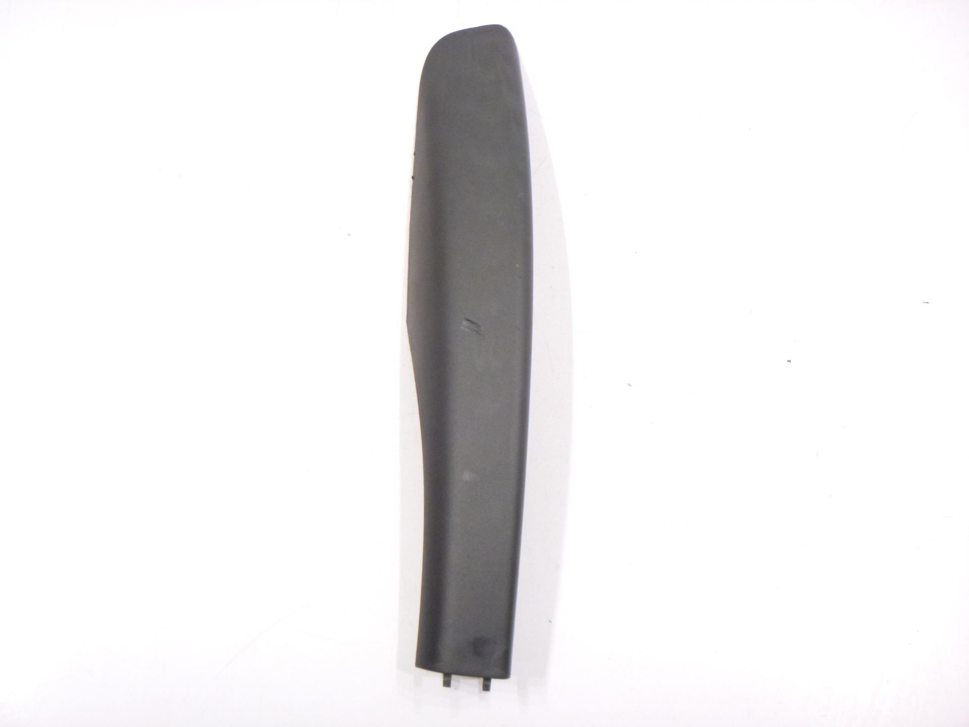 Logan 1-I Sağ Arka Tavan Çıta Kapağı (Port Bagaj Kapağı) (2004-2012) 8200745938 -Renault Mais