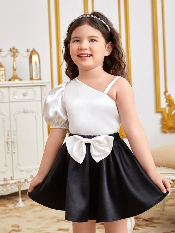 Tek Kol Beyaz Bluz ve Kloş Siyah Etek Saten Alt Üst Kız Çocuk Bebek Abiye Takım