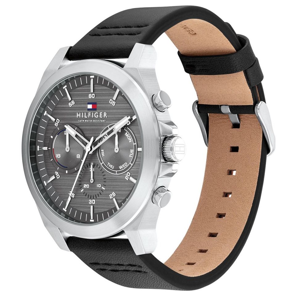 TOMMY HILFIGER TH1710521 Quartz ERKEK KOL SAATİ