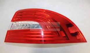 Skoda SuperB 2013-2015 LED’li Sağ Arka Stop Lambası