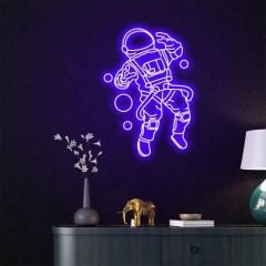Astronot Neon Led