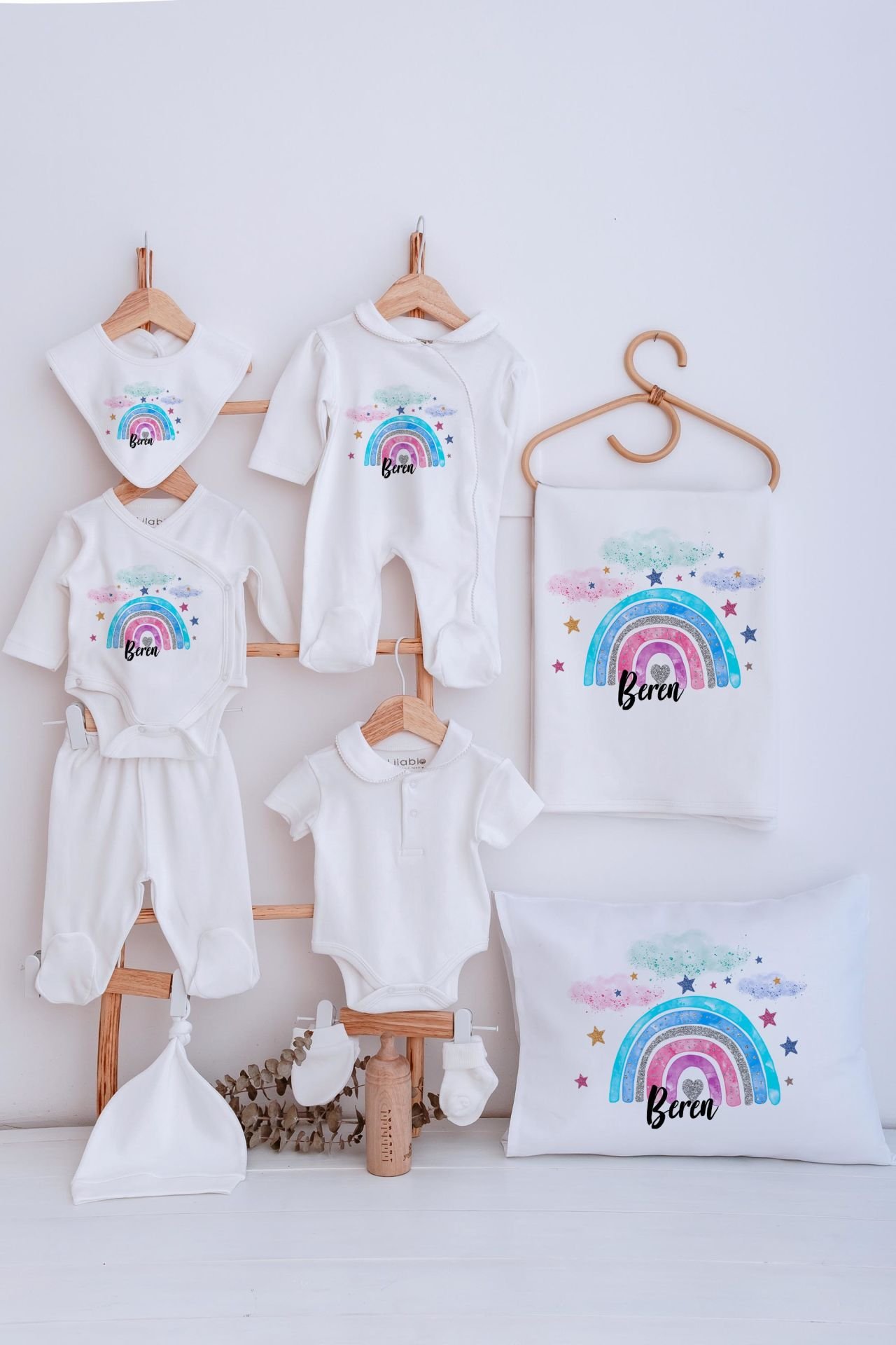 Lilabio Bebe Yaka İsme Özel Delux 12li Hastane Çıkışı Gökkuşağı
