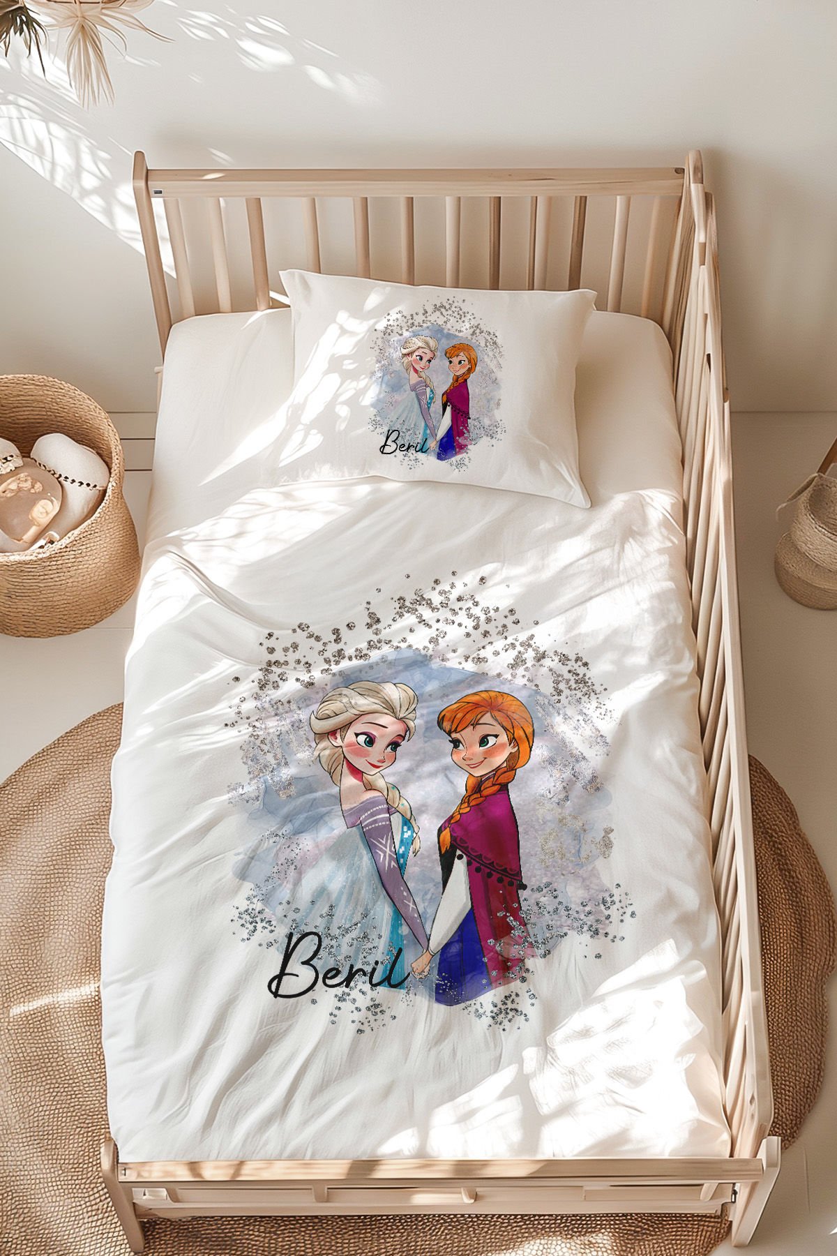 %100 Pamuk İsme Özel Montessori Yatak Nevresim Takımı (100x200 cm) Elsa ve Anna