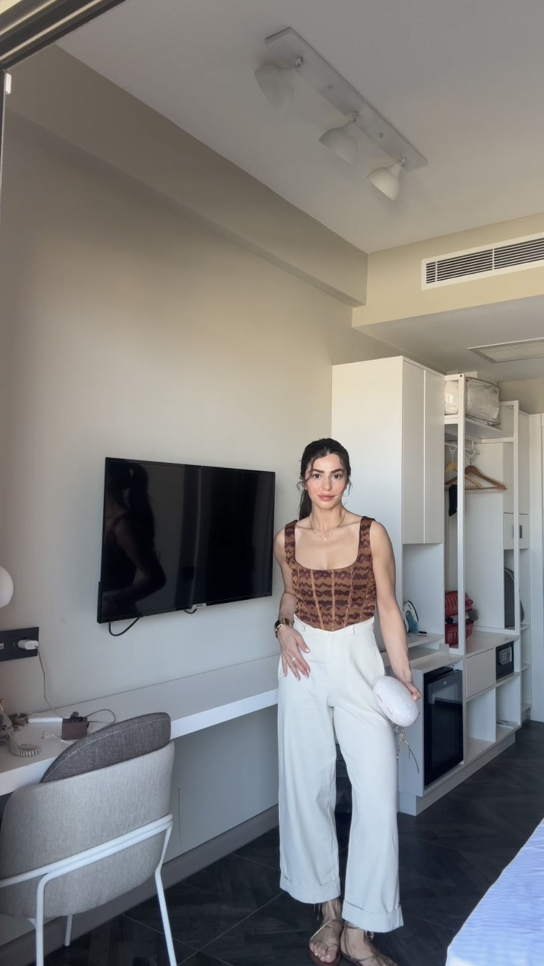 Yumoş dokulu premıum düğmeli pantolon