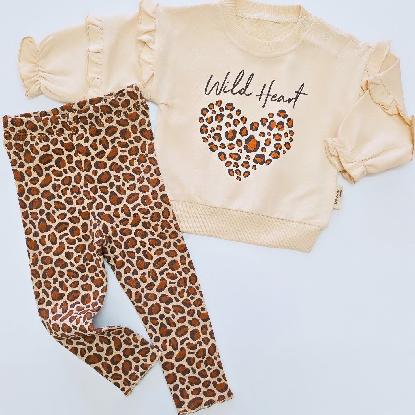 Vovido baby leoparlı kalpli takım