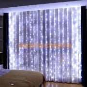 Lebis 2x2 Mt 400 Ledli Dış Mekan Perde Led Yılbaşı Işıklandırma Beyaz Kablolu IP65